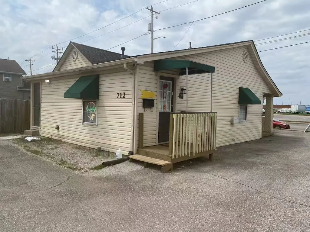 Paradise Spa — Massage spa in Jeffersonville